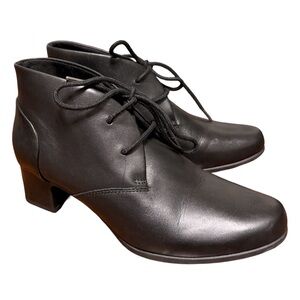 Clarks Unstructured Womens Tawnia Lace Ankle Boots Sz 7